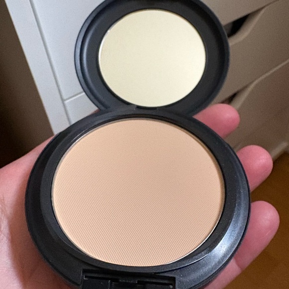 MAC Studio Fix Powder Plus Foundation C3 Band New Never Used. - Picture 9 of 13